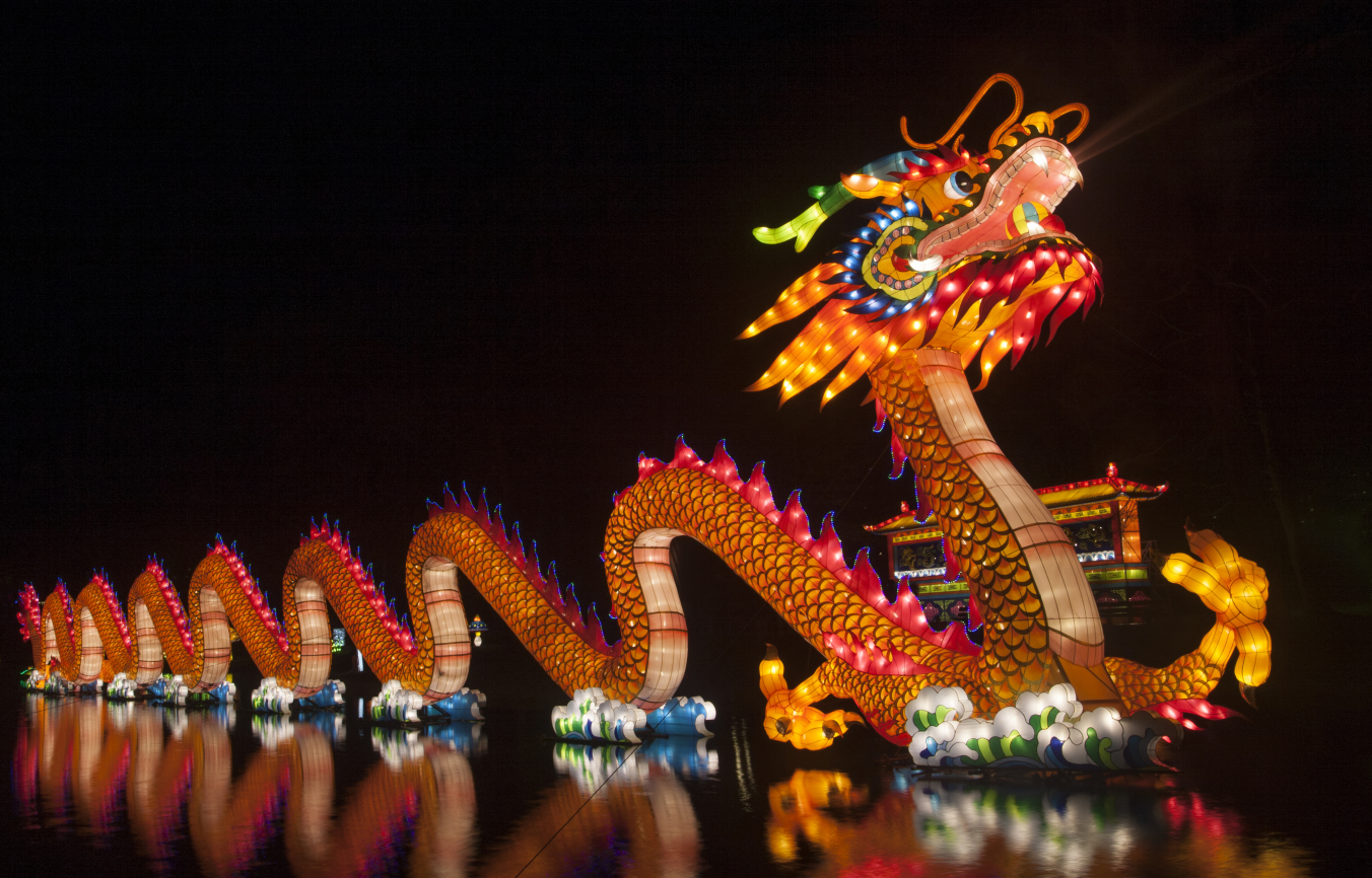 http://alphajournal.com/wp-content/uploads/2015/11/Asia-focused-hedge-funds-132345200-1352x866.png